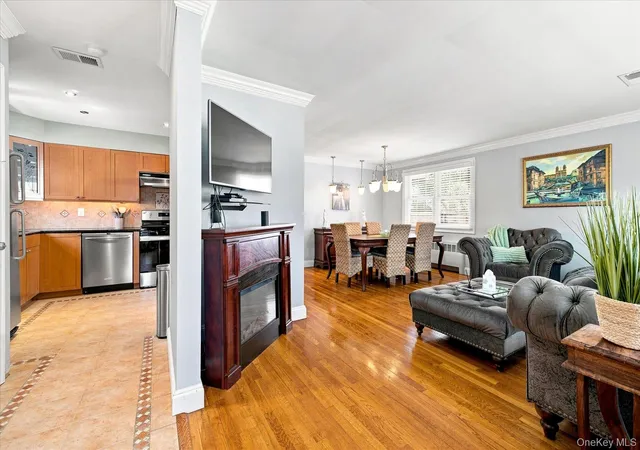 2nd image of 145 Bismark Ave, Hempstead, NY 11581 | MLS# 1041019