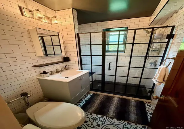 Photo 4 of House for sale at 211-05 75th Avenue #3D, New York, NY 11364 | MLS# 1041028 | Listing updated on 2026-08-21