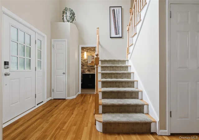 Photo 3 of Single family home for sale at 3 Fermi Ct, Cortlandt, NY 10567 | MLS# 1041040 | Listing updated on 2026-10-05