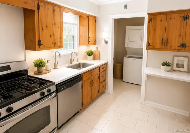 Photo 3 of Single family home for sale at 142 Cleveland, Long Beach, NY 11561 | MLS# 1041058 | Listing updated on 2026-08-31