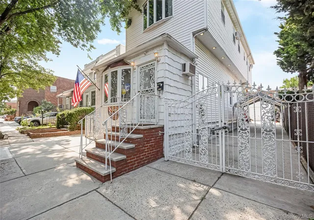 Photo 3 of Single family home for sale at 88 35 75th Avenue, New York, NY 11385 | MLS# 1041064 | Listing updated on 2026-09-02