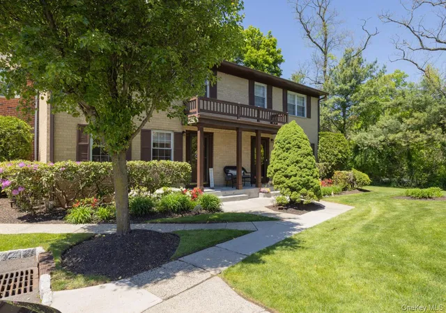 3rd image of 414 Pawnee Ct, Ramapo, NY 10901 | MLS# 1041066
