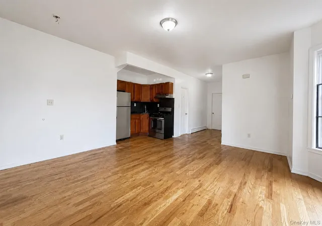 2nd image of 919 Bryant Ave, New York, NY 10474 | MLS# 1041068