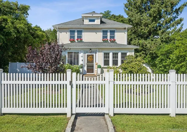 Photo 2 of Sale Pending at 68 Lincoln Ave, Islip, NY 11782 | MLS# 1041069 | Listing updated on 2026-10-02