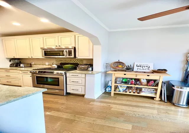 Photo 3 of Condo for sale at 104 S Village Ave #1H, Hempstead, NY 11570 | MLS# 1041107 | Listing updated on 2026-08-23