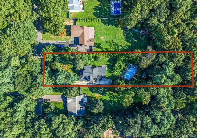 46th image of 187 Oak St, Brookhaven, NY 11763 | MLS# 1041110