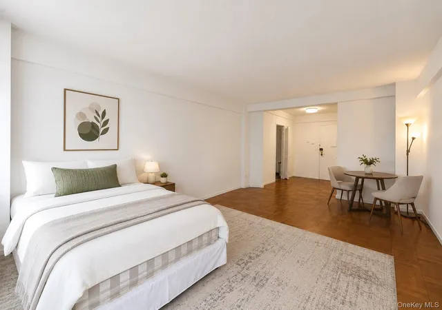 Photo 4 of House for sale at 333 E 46th Street #10E, New York, NY 10017 | MLS# 1041162 | Listing updated on 2026-08-21