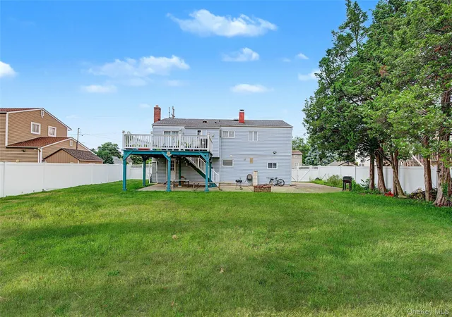 5th image of 1604 Church St, Islip, NY 11741 | MLS# 1041174