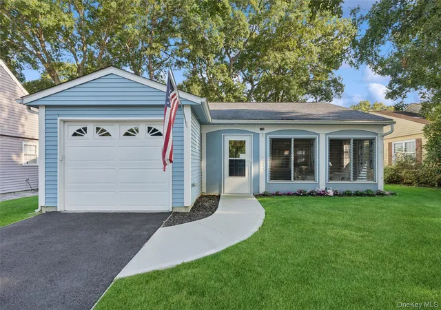 1st image of 185 Kingston Dr, Brookhaven, NY 11961 | MLS# 1041185