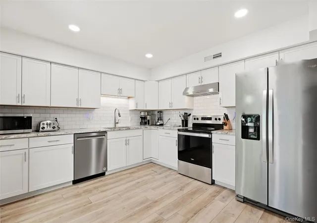 Photo 3 of Condo for sale at 446 Heritage Hills #D, Somers, NY 10589 | MLS# 1041193 | Listing updated on 2026-10-04