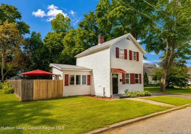 Photo 3 of Single family home for sale at 56 Emerick St, Kingston, NY 12401 | MLS# 1041203 | Listing updated on 2026-10-09