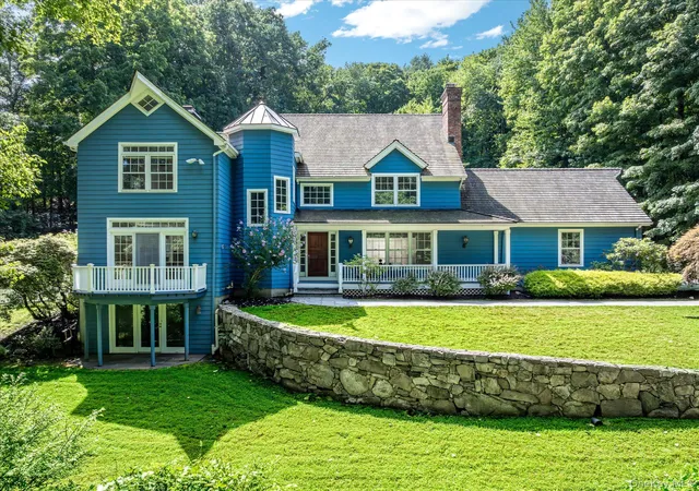 Photo 1 of Single family home for sale at 195 Kitchawan Rd, Lewisboro, NY 10590 | MLS# 1041208 | Listing updated on 2026-10-07