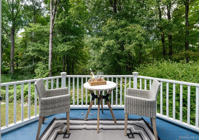 Photo 4 of Single family home for sale at 195 Kitchawan Rd, Lewisboro, NY 10590 | MLS# 1041208 | Listing updated on 2026-10-07