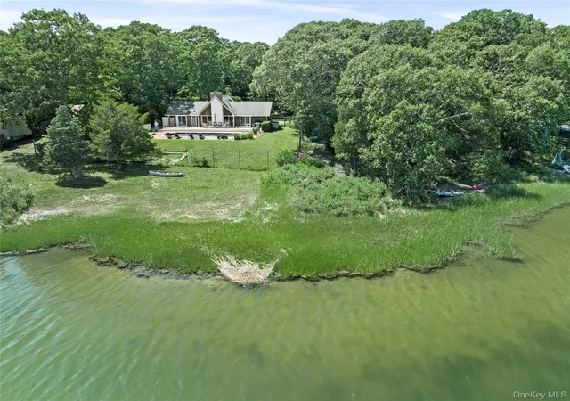 Photo 3 of Single family home for sale at 59 Isle Of Wight Rd, East Hampton, NY 11937 | MLS# 1041229 | Listing updated on 2026-08-21