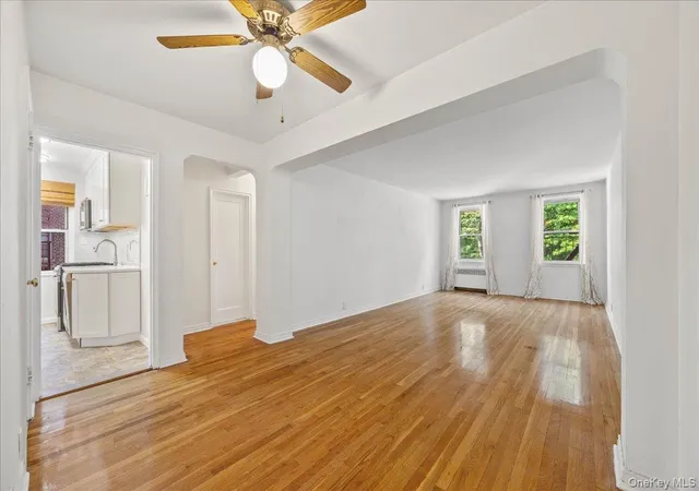 Listing Photo 5 - Condo for sale in building located at 821 Bronx River Rd, Yonkers, NY 10701 - Unit #4D