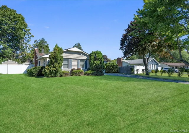 3rd image of 120 Budenos Dr, Islip, NY 11782 | MLS# 1041248