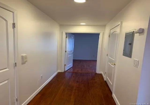 Listing Photo 4 - Condo for sale in building located at 7874 82nd St, New York, NY 11385