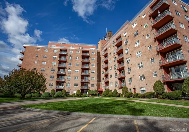 Photo 3 of Condo for sale at 1 Lakeview Dr #LL5, Peekskill, NY 10566 | MLS# 1041293 | Listing updated on 2026-08-21