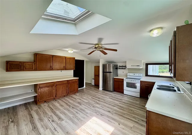 2nd image of 64 Homestead Ln, Mount Hope, NY 10963 | MLS# 1041310
