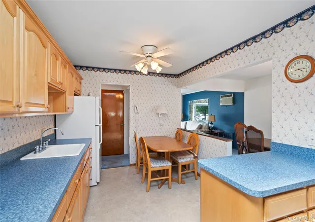 Photo 4 of Sale Pending at 110 Barwick Blvd, Hempstead, NY 11501 | MLS# 1041315 | Listing updated on 2026-10-01