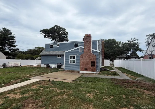 11th image of 1132 Udall Rd, Islip, NY 11706 | MLS# 1041321