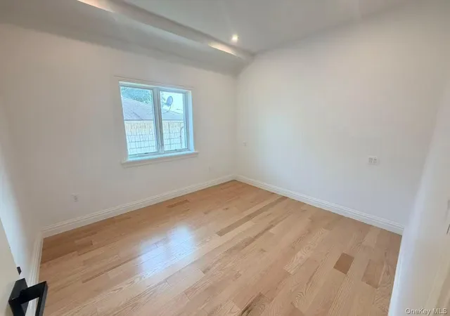 Listing Photo 5 - Condo for sale in building located at 71-39 166th St, New York, NY 11365