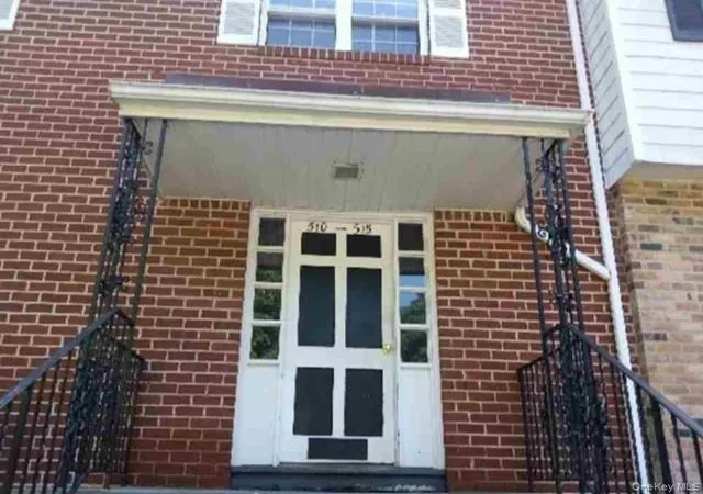 Photo 2 of Condo for sale at 513 Woodland Hills Rd, White Plains, NY 10603 | MLS# 1041333 | Listing updated on 2026-08-21