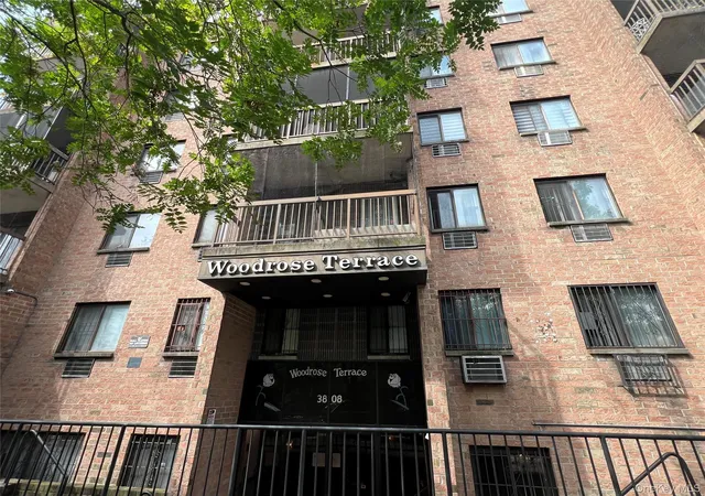 Photo 2 of Condo for sale at 3808 147th Street #6E, New York, NY 11354 | MLS# 1041349 | Listing updated on 2026-08-21