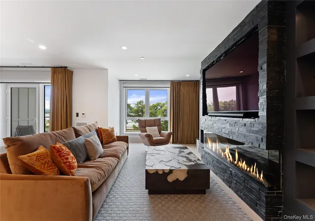 Photo 4 of Condo for sale at 25 S Riverside Ave #210, Cortlandt, NY 10520 | MLS# 1041353 | Listing updated on 2026-10-13