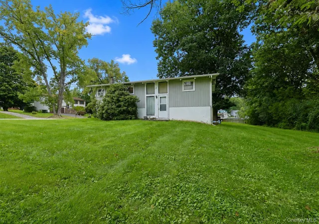 Photo 2 of Single family home for sale at 11 Laurie Ln, Newburgh (town), NY 12550 | MLS# 1041394 | Listing updated on 2026-08-31