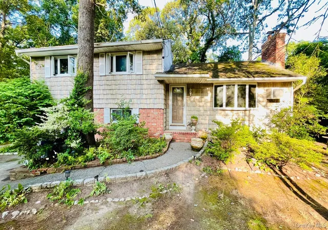 1st image of 5 Arizona Pl, Huntington, NY 11746 | MLS# 1041406