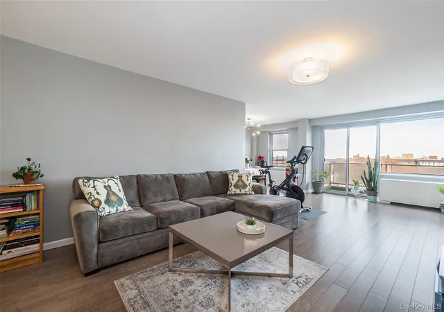 Photo 4 of House for sale at 85-15 Main St #12J, New York, NY 11435 | MLS# 1041418 | Listing updated on 2026-09-30