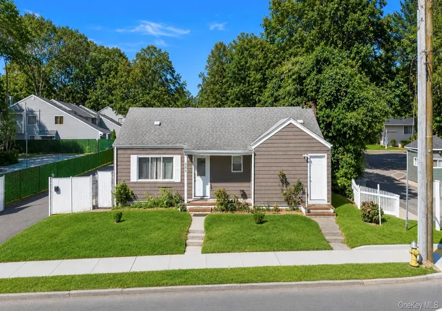 Single family home for sale at 666 Rosevale Ave, Islip, NY 11779 | MLS# 1041427