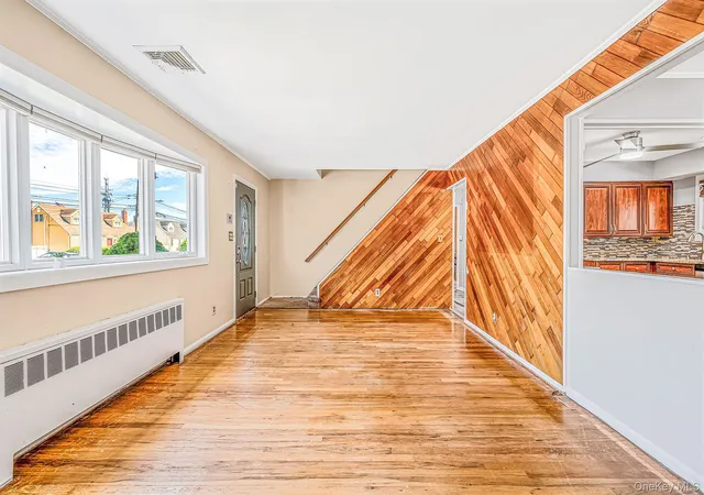 Photo 3 of Single family home for sale at 1032 N Hamilton Ave, Babylon, NY 11757 | MLS# 1041493 | Listing updated on 2026-09-28