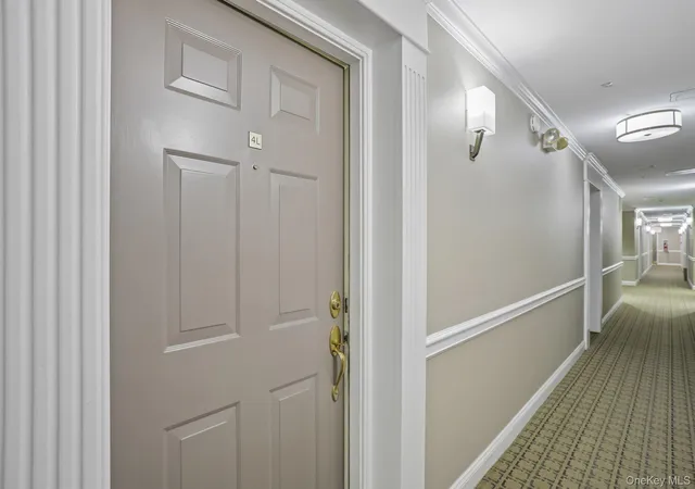 Photo 2 of Condo for sale at 500 Pondside Dr #4L, Greenburgh, NY 10607 | MLS# 1041550 | Listing updated on 2026-08-31