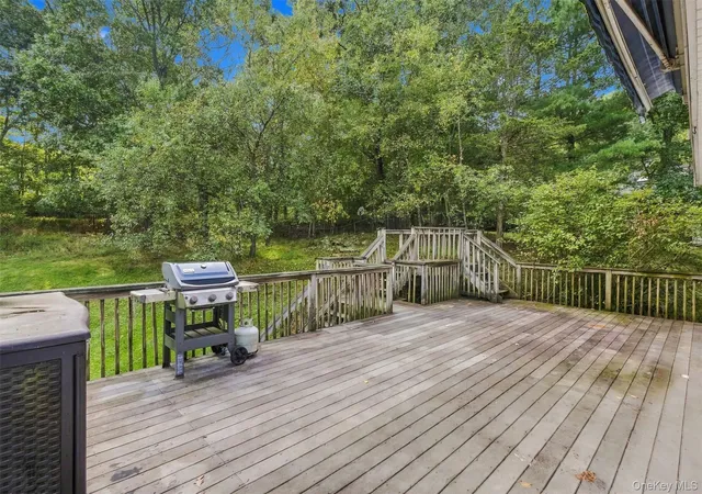 Photo 4 of Single family home for sale at 16 Cambridge Cir, Monroe, NY 10950 | MLS# 1041577 | Listing updated on 2026-09-15