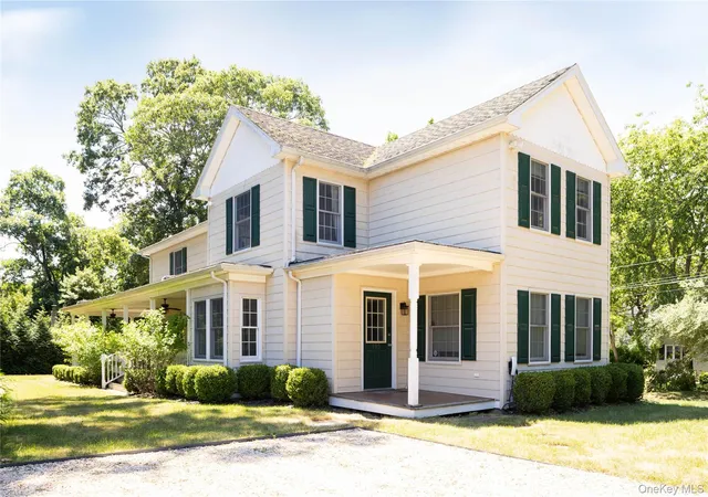 Photo 1 of Single family home for sale at 185 Maiden Ln, Southold, NY 11952 | MLS# 1041698 | Listing updated on 2026-09-12