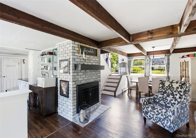 Photo 2 of Single family home for sale at 44 Ivy League Ln, Brookhaven, NY 11790 | MLS# 1041772 | Listing updated on 2026-09-27