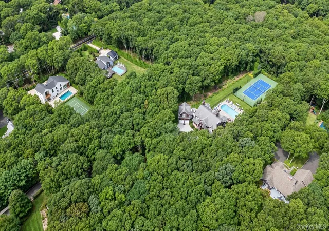 Photo 29 of Mansion for sale at 1768 Majors Path, Southampton, NY 11968 | MLS# 1041882 | Listing updated on 2026-10-05