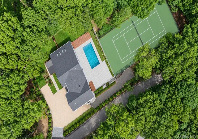 Photo 3 of Mansion for sale at 1768 Majors Path, Southampton, NY 11968 | MLS# 1041882 | Listing updated on 2026-09-18