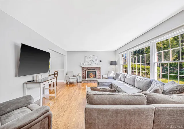 Photo 2 of Sale Pending at 16 Dogwood Dr, Smithtown, NY 11787 | MLS# 1041929 | Listing updated on 2026-09-25