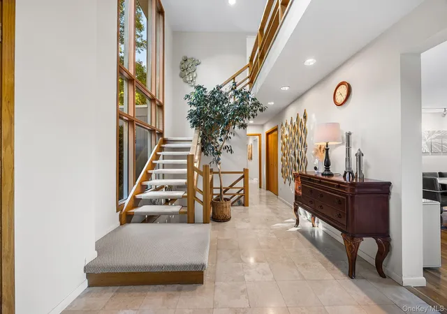 Photo 3 of Single family home for sale at 21 Kings Grant Way, Mount Pleasant, NY 10510 | MLS# 1042009 | Listing updated on 2026-09-25