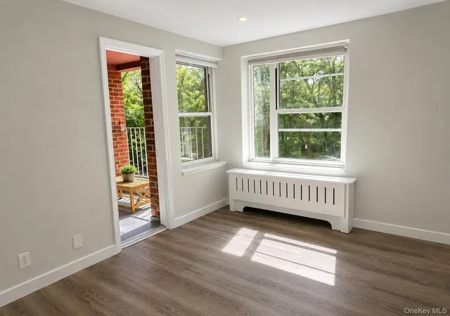 Listing Photo 3 - Condo for sale in building located at 555 Broadway, Greenburgh, NY 10706 - Unit #1i