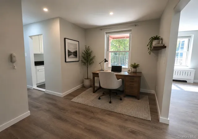 Listing Photo 5 - Condo for sale in building located at 555 Broadway, Greenburgh, NY 10706 - Unit #1i