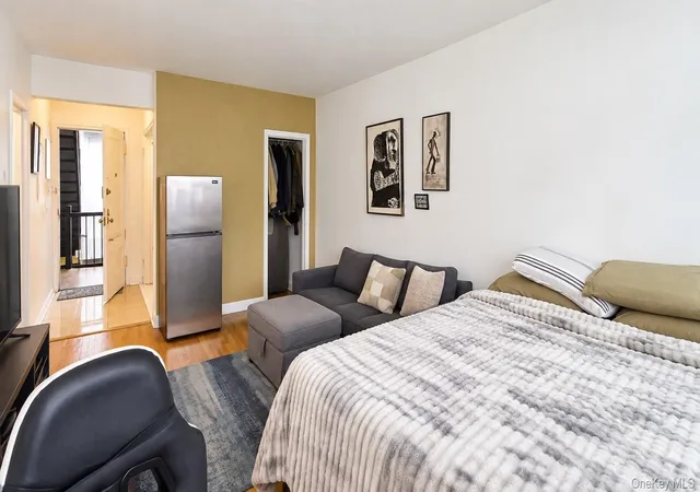 Photo 1 of House for sale at 55 Ehrbar Ave #4C, Mount Vernon, NY 10552 | MLS# 1042117 | Listing updated on 2026-09-23