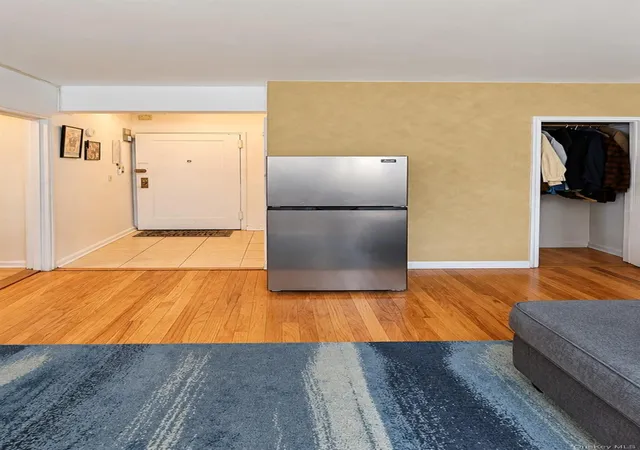 Photo 2 of House for sale at 55 Ehrbar Ave #4C, Mount Vernon, NY 10552 | MLS# 1042117 | Listing updated on 2026-09-23