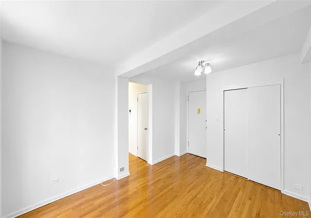 Listing Photo 2 - Condo for sale in The Henderson located at 60-11 Broadway, New York, NY 11377 - Unit #3L