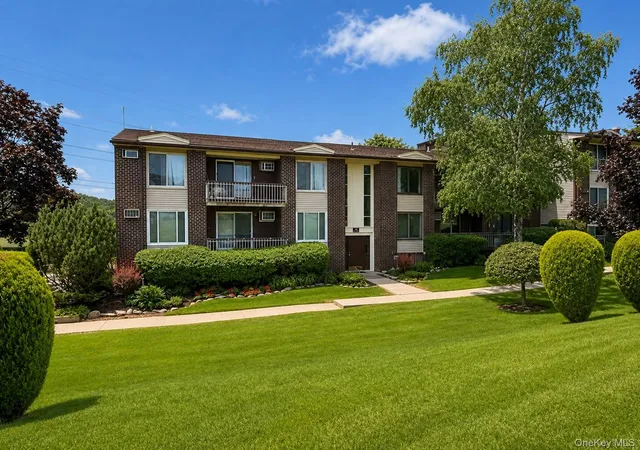 Photo 3 of Condo for sale at 119 Country Clb Ln, Haverstraw, NY 10970 | MLS# 1042231 | Listing updated on 2026-09-14