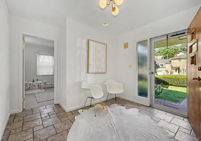 Photo 3 of Sale Pending at 132 Laurel Ave, Mamaroneck, NY 10538 | MLS# 1042237 | Listing updated on 2026-10-01