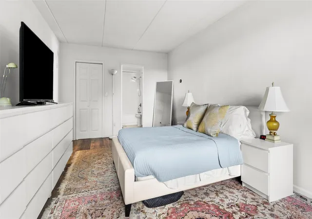 Photo 4 of Sale Pending at 1376 Midland Ave #404, Yonkers, NY 10708 | MLS# 1042382 | Listing updated on 2026-09-29